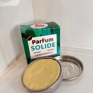 parfum solide le mystérieux lamazuna vrac et local allemans
