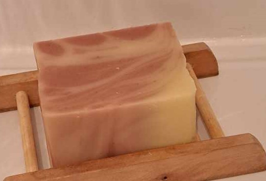 savon soleil de mai prune et lavandin vrac et local allemans